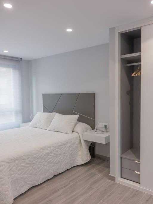 Sakura Homes Ponferrada Centro 8 Plazas Екстер'єр фото